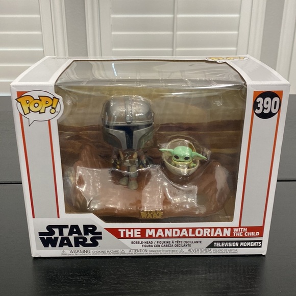 Funko Pop! Star Wars: The Mandalorian and The Child Vinyl Bobblehead Figure - Picture 10 of 13